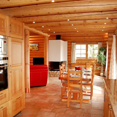 Chalet Gentianes בקתה ננדה